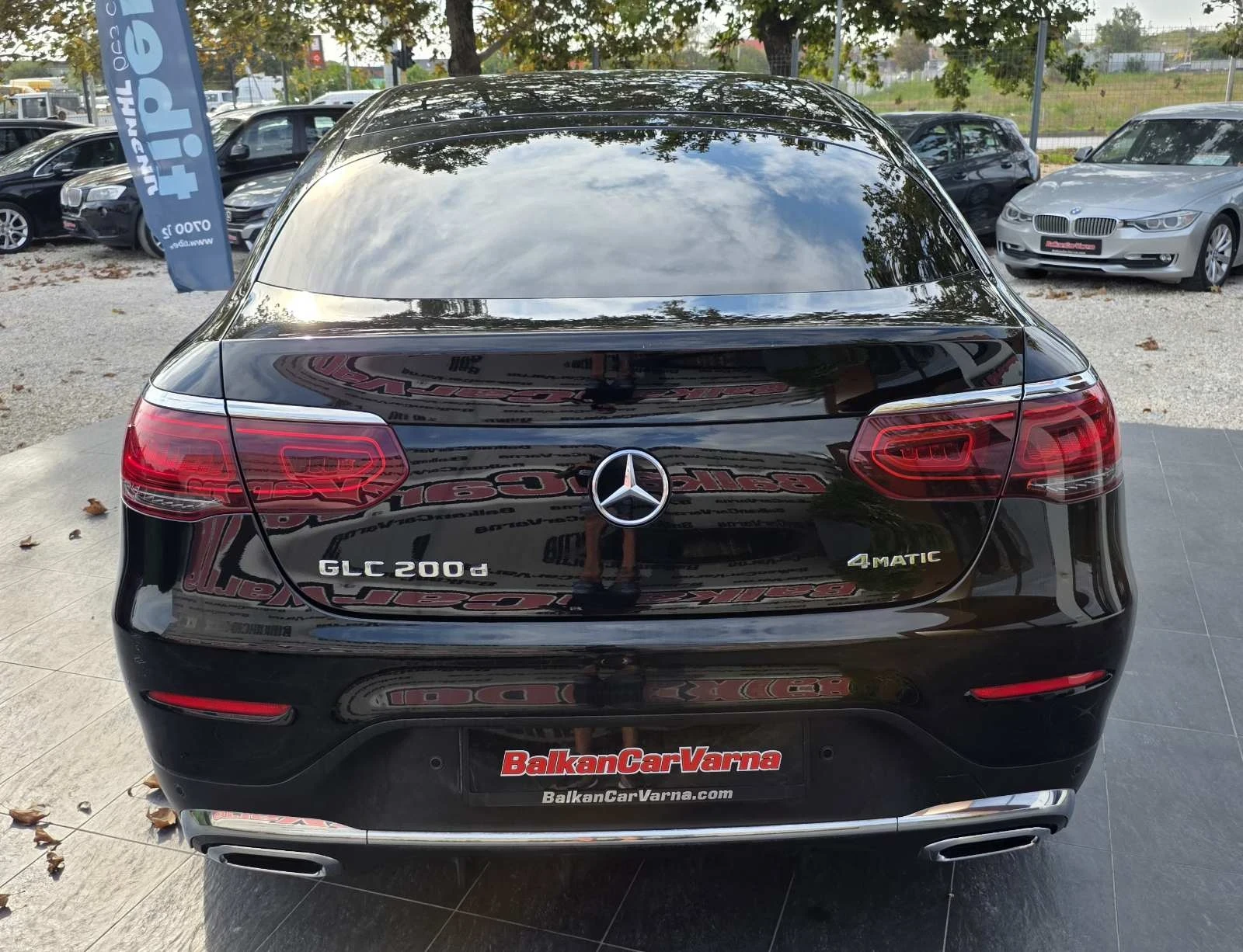 Mercedes-Benz GLC 200d 4 MATIC COUPE AMG Premium, снимка 4 - Автомобили и джипове - 56169384