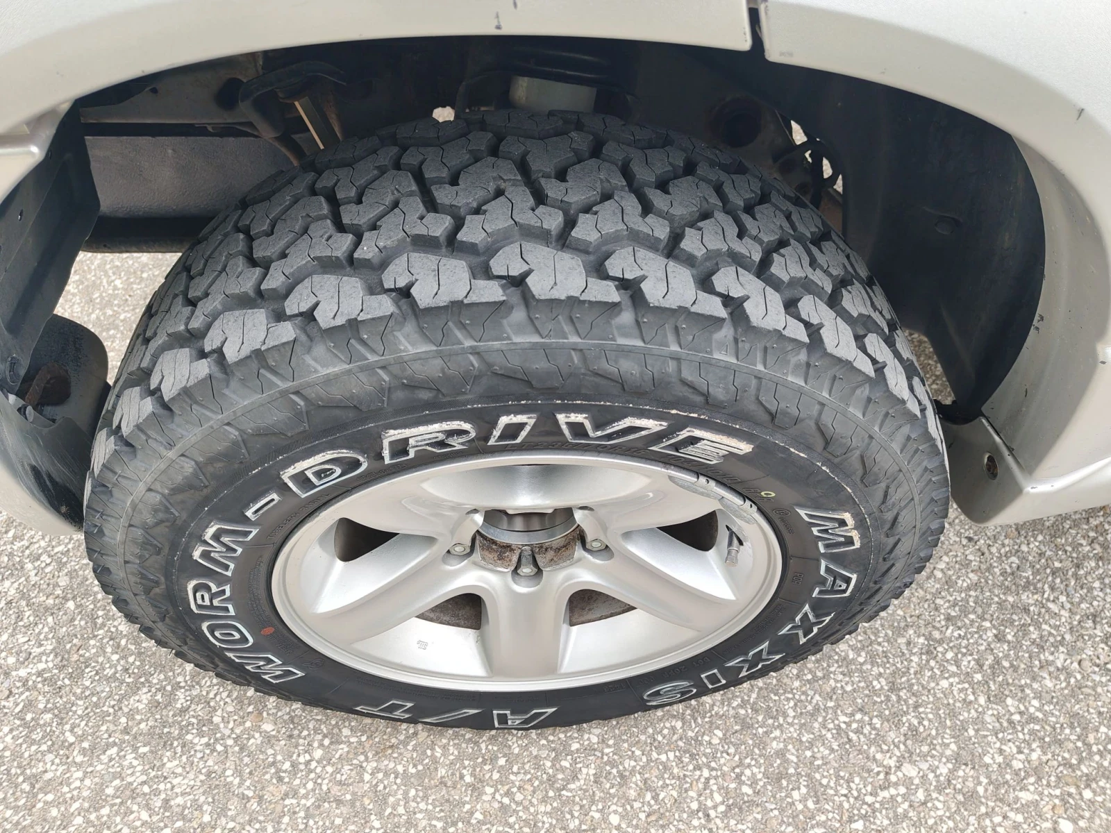 Suzuki Grand vitara, снимка 13 - Автомобили и джипове - 56200852