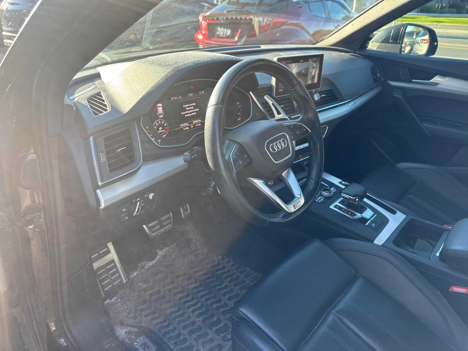 Audi Q5 Digital * Voice Control * АвтоКредит (ЦЕНА ДО БГ), снимка 7 - Автомобили и джипове - 56342460