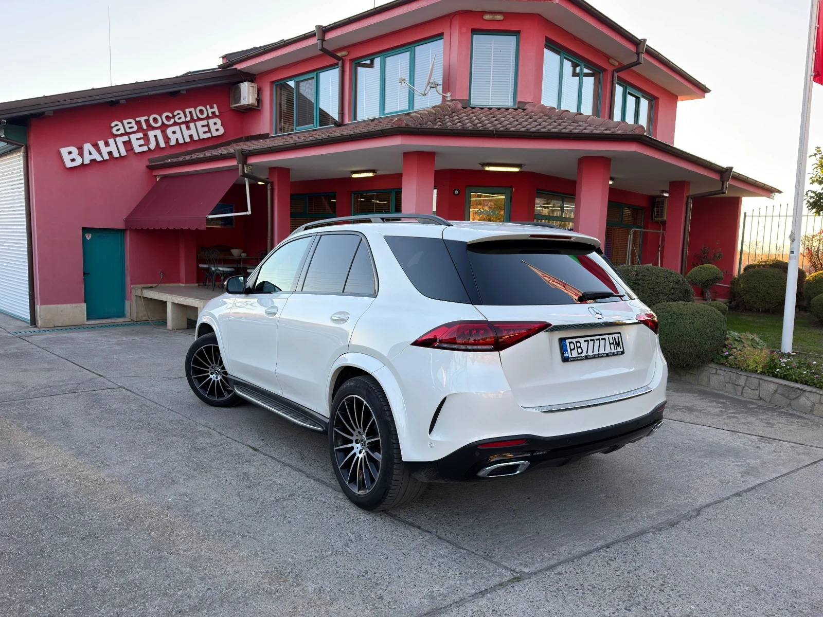 Mercedes-Benz GLE 400 d 4Matic* AMG Line* Night Edition | Mobile.bg � ����������� 13