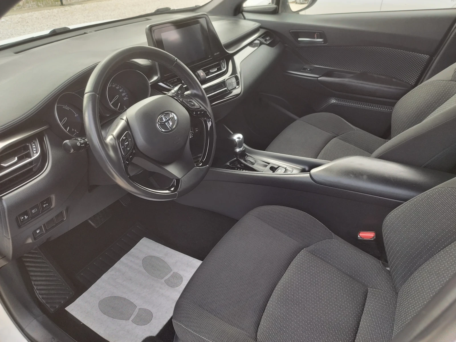 Toyota C-HR 1.8 hybrid 105000km | Mobile.bg � ����������� 9