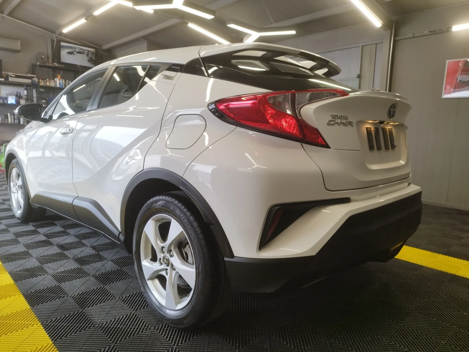 Toyota C-HR 1.8 hybrid 105000km | Mobile.bg � ����������� 5