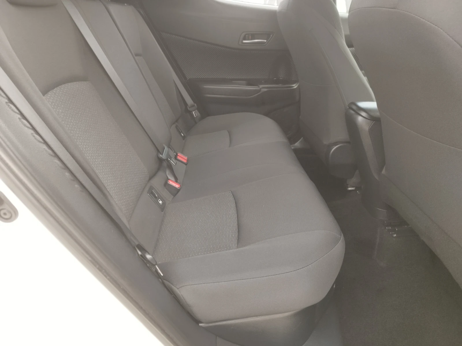 Toyota C-HR 1.8 hybrid 105000km | Mobile.bg � ����������� 10