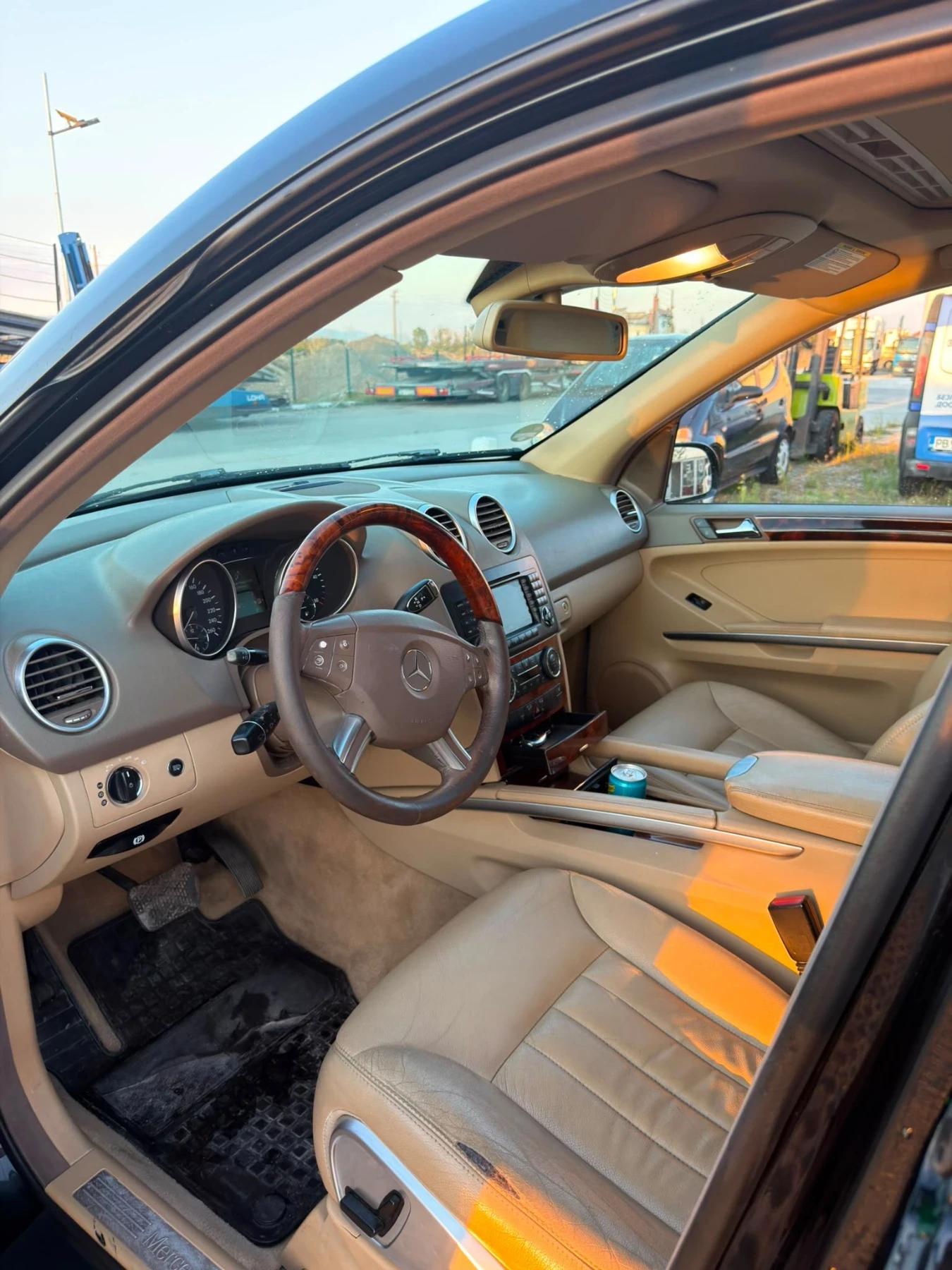 Mercedes-Benz ML 320, снимка 8 - Автомобили и джипове - 56712740