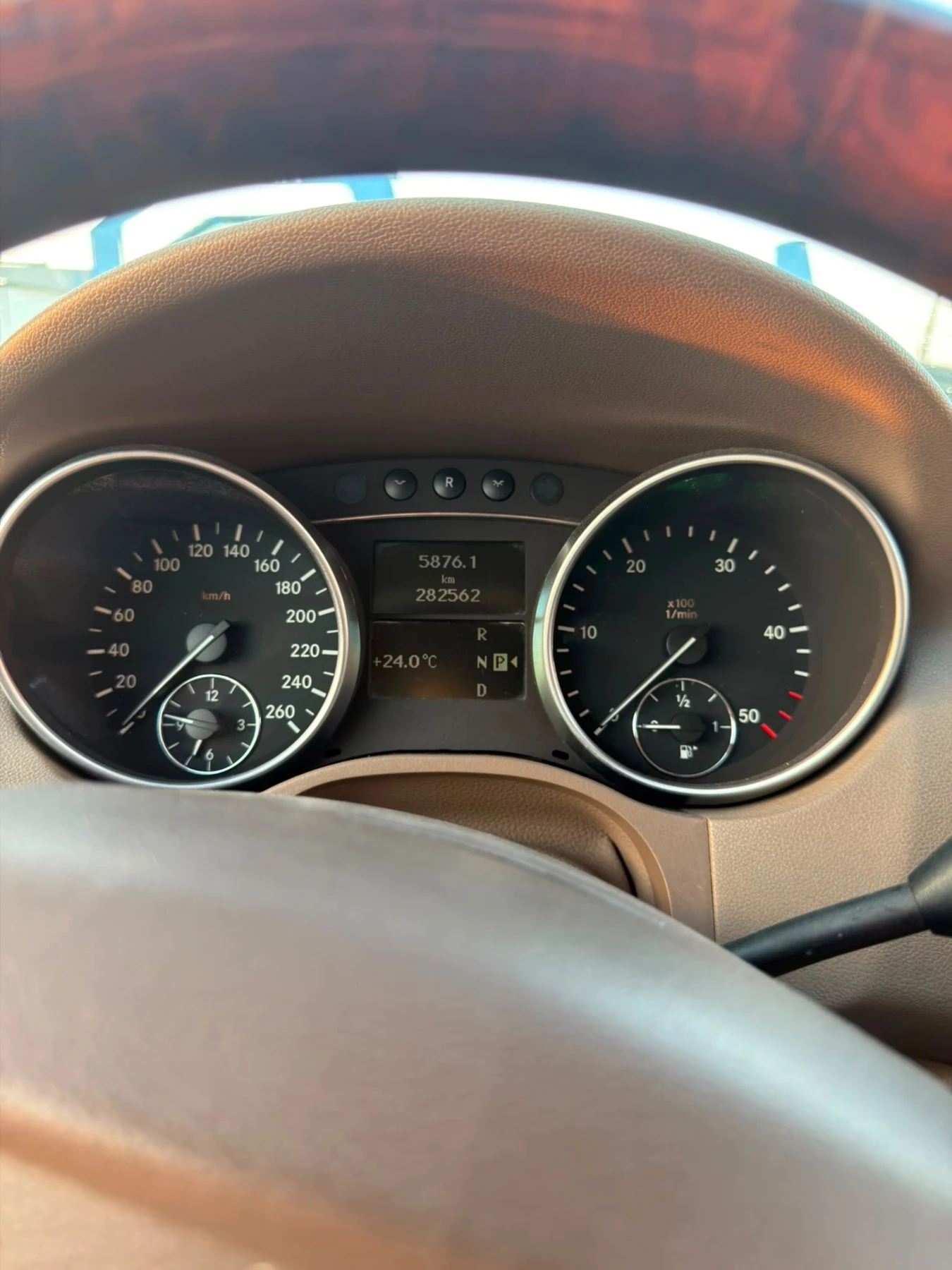 Mercedes-Benz ML 320, снимка 9 - Автомобили и джипове - 56712740