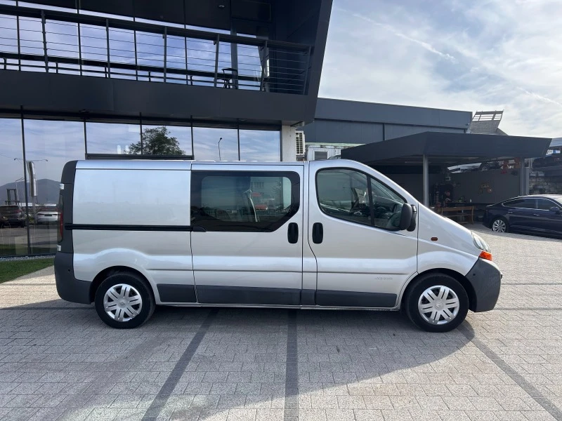 Renault Trafic 1.9dCI 6-местен Клима , снимка 6 - Бусове и автобуси - 42341142