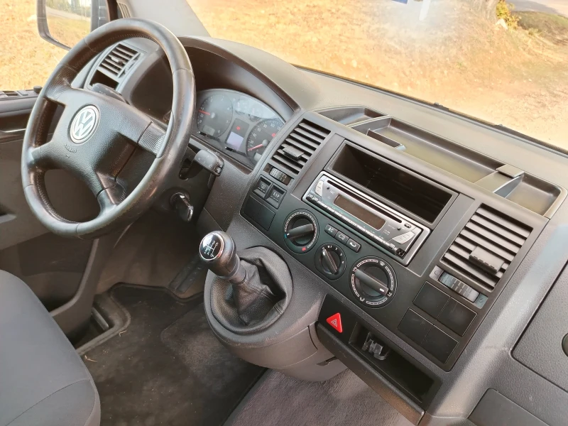 VW T5 2.5 TDI CARAVELLE, снимка 14 - Бусове и автобуси - 47023864