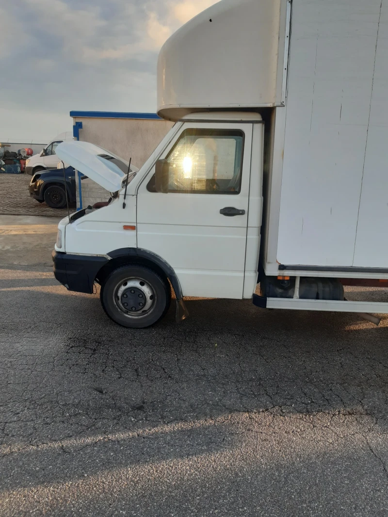 Iveco 4912 Фургон 