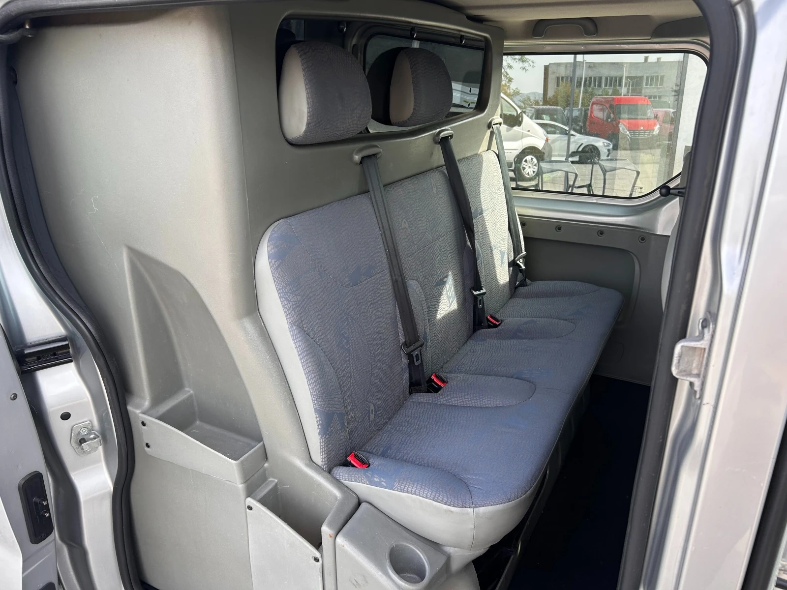 Renault Trafic 1.9dCI 6-местен Клима  - изображение 9