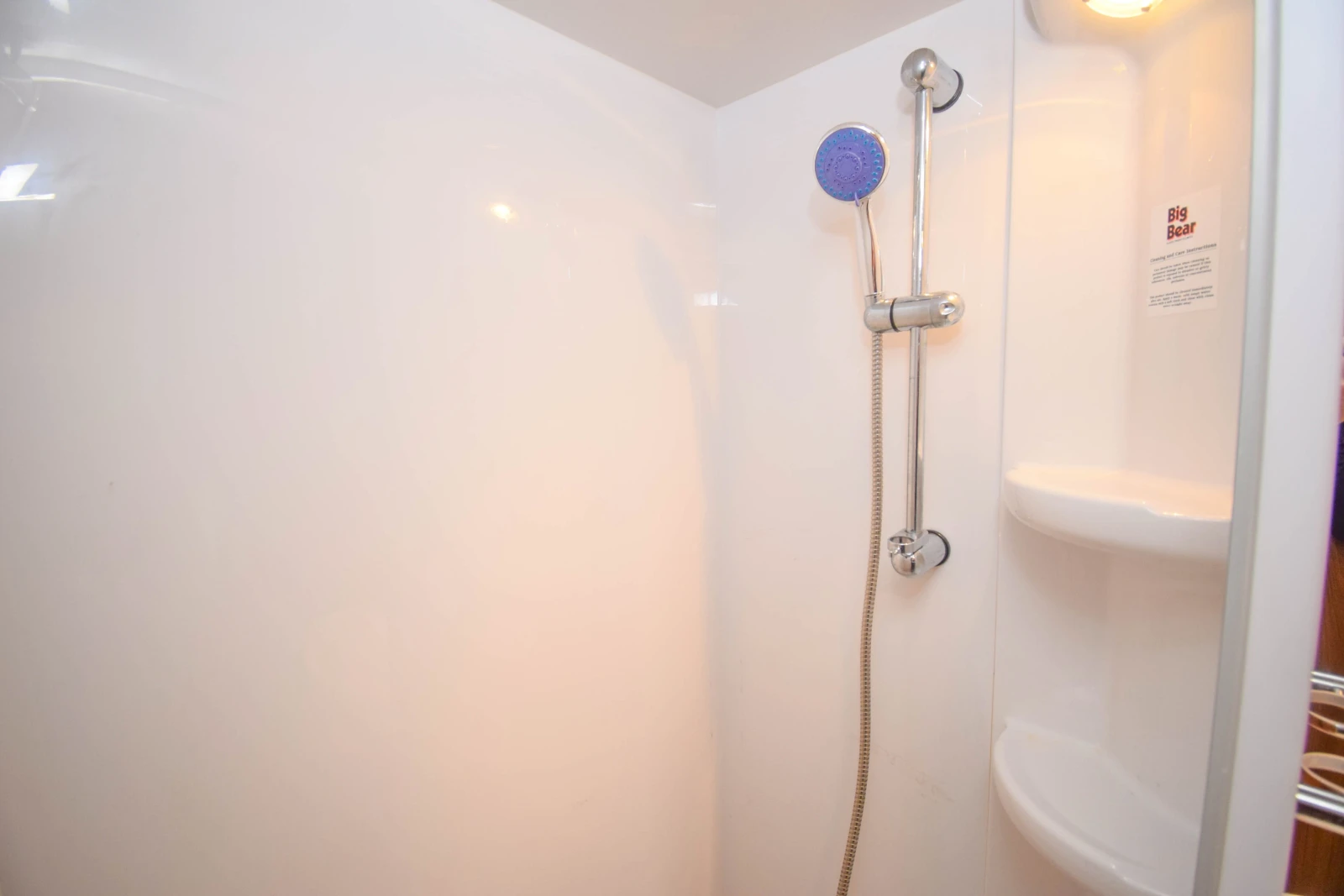 �������� Sprite Cruzer 460SR | Mobile.bg � ����������� 15