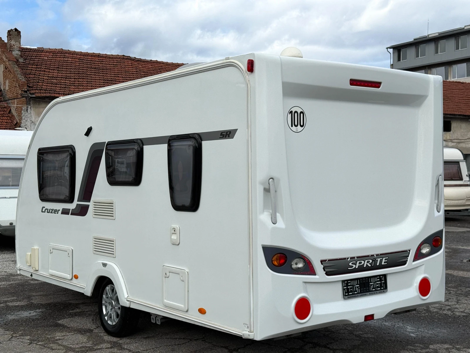 Каравана Sprite Cruzer 460SR - изображение 3