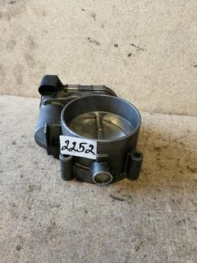 дроселова клапа Renault Laguna Espace Megane Scenic - 2.0i 16v, снимка 1