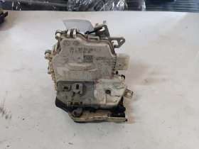 ����� �� �������� �� ����� (����� �����) 8K0839016C Audi Q5