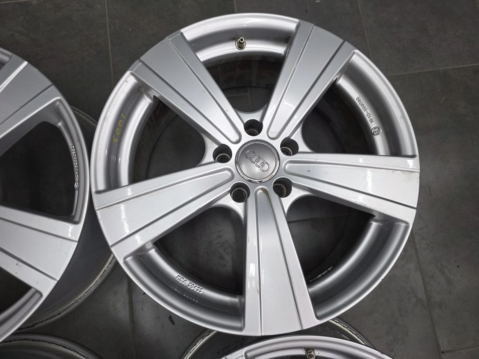 Джанти за Audi, снимка 6 - Гуми и джанти - 56718976