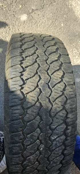 Гуми Всесезонни 255/70R15, снимка 2 - Гуми и джанти - 52613090
