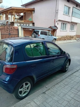 Toyota Yaris 1.0, снимка 2