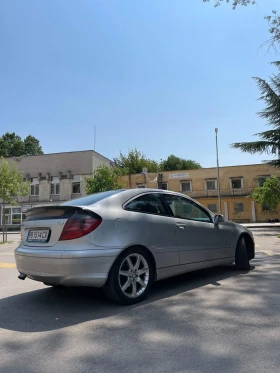 Mercedes-Benz C 220, снимка 6