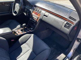 Mercedes-Benz E 200, снимка 7