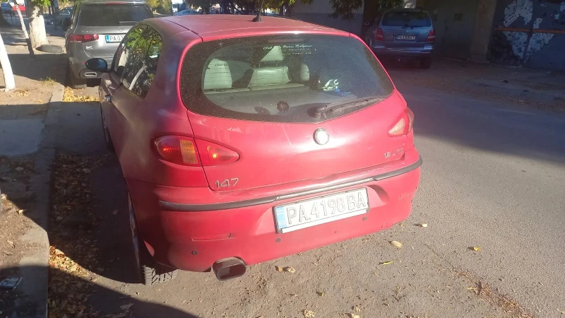 Alfa Romeo 147, снимка 4 - Автомобили и джипове - 47498624