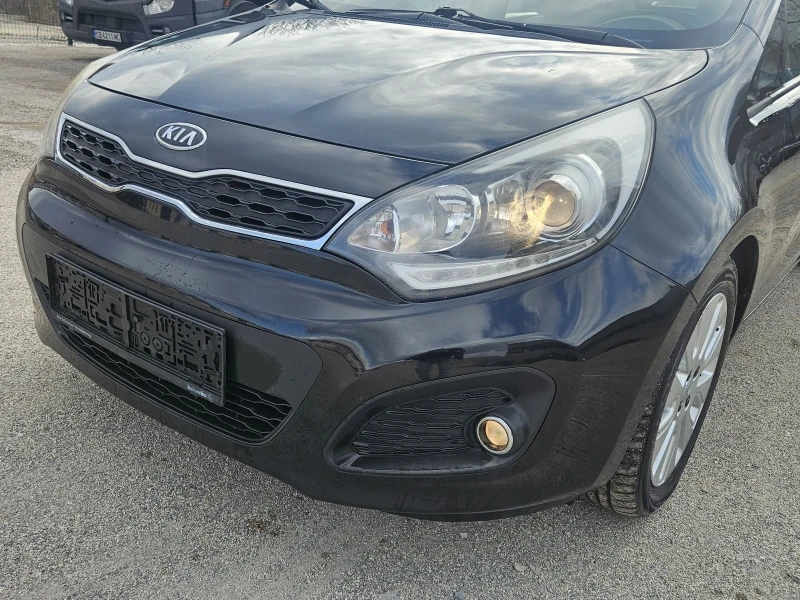 Kia Rio 1.2i* Климатроник* Edition* Led, снимка 3 - Автомобили и джипове - 48677056