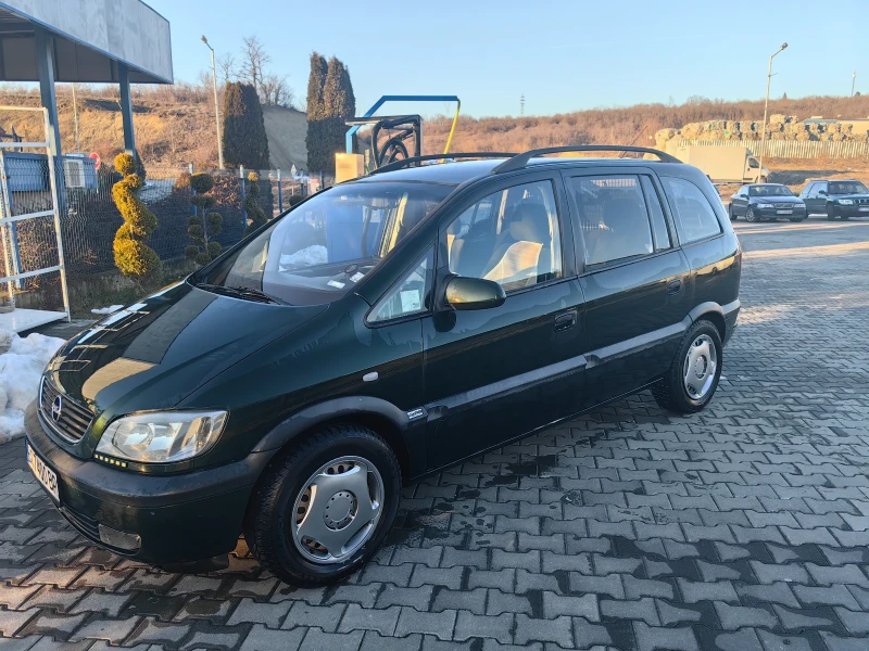 Opel Zafira, снимка 1 - Автомобили и джипове - 48683413