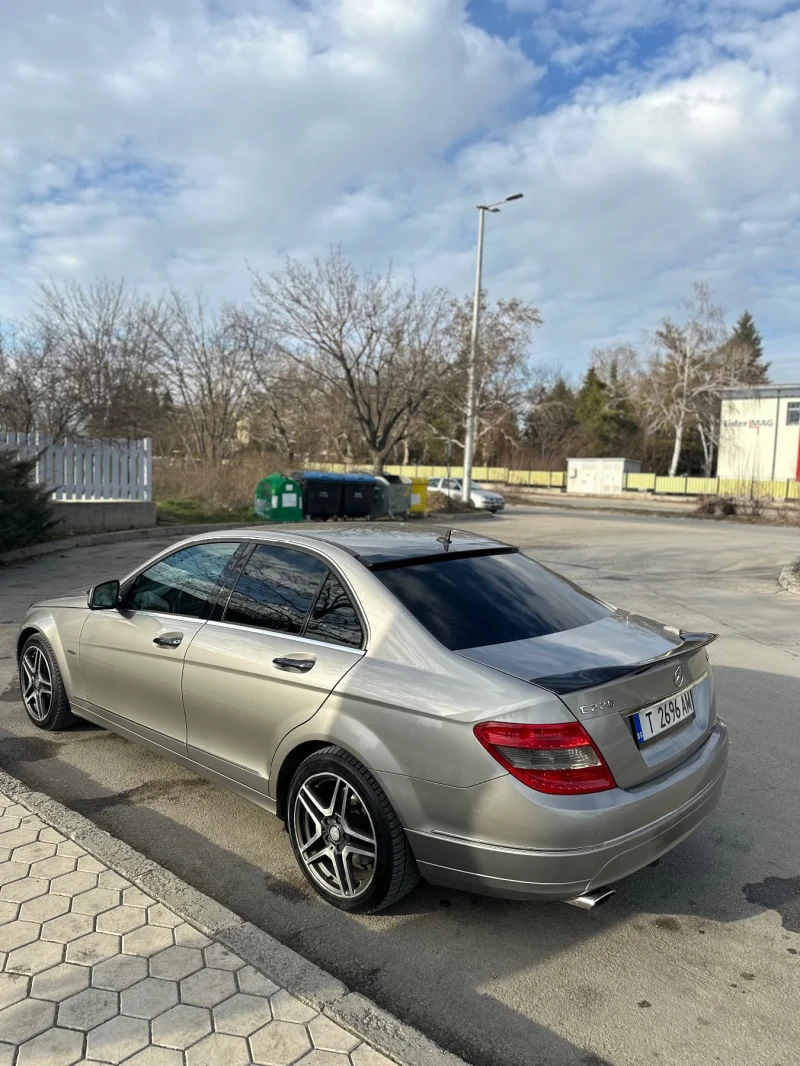 Mercedes-Benz C 220 CDI, снимка 3 - Автомобили и джипове - 49186281