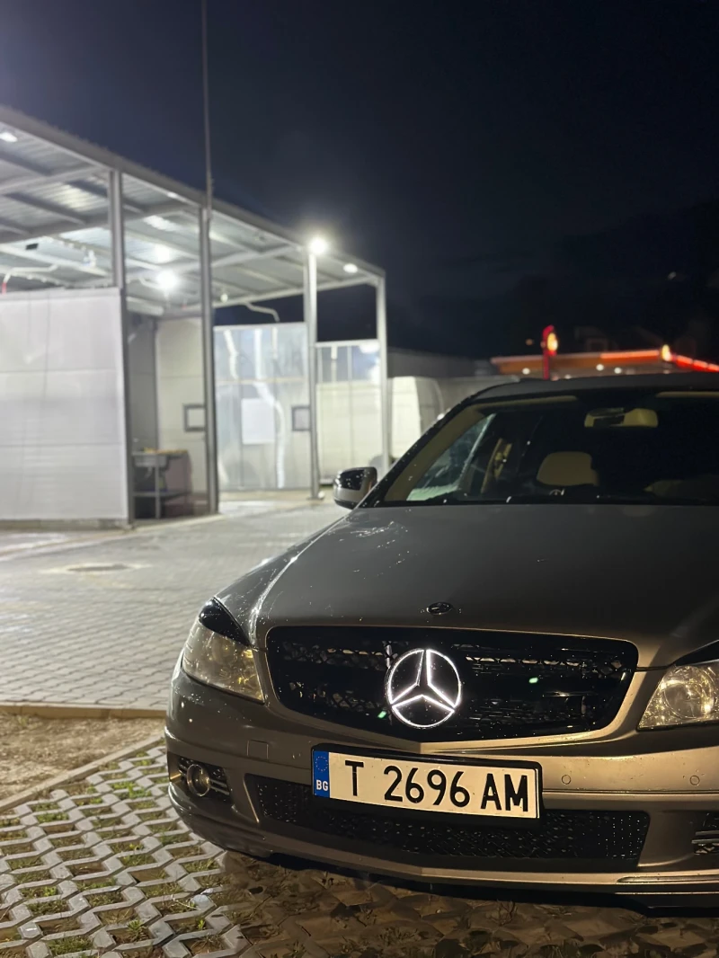 Mercedes-Benz C 220 CDI, снимка 10 - Автомобили и джипове - 49186281