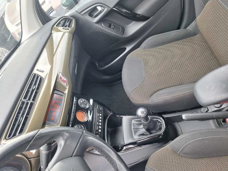 Citroen C3 1.6 HDI , снимка 6 - Автомобили и джипове - 52036082