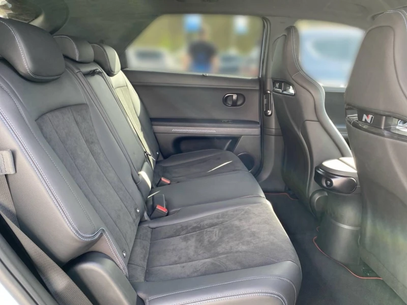 Hyundai Ioniq 5 N* AWD* DISTR* KEYLESS* 360CAM* MEMORY* , снимка 11 - Автомобили и джипове - 52120192