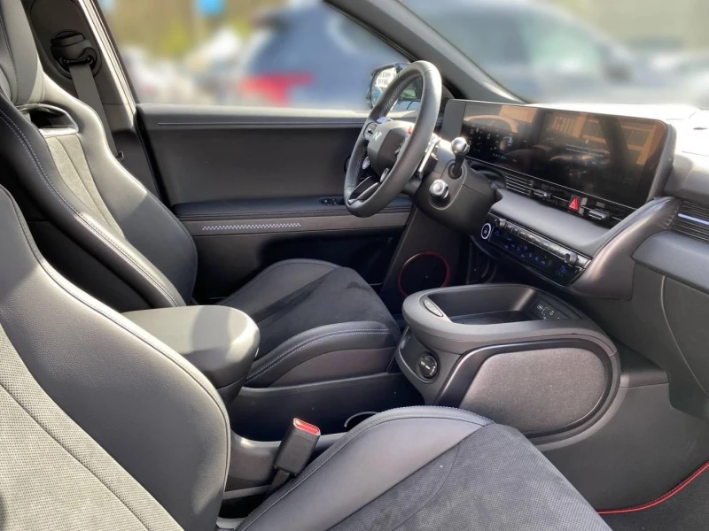 Hyundai Ioniq 5 N* AWD* DISTR* KEYLESS* 360CAM* MEMORY* , снимка 10 - Автомобили и джипове - 52120192