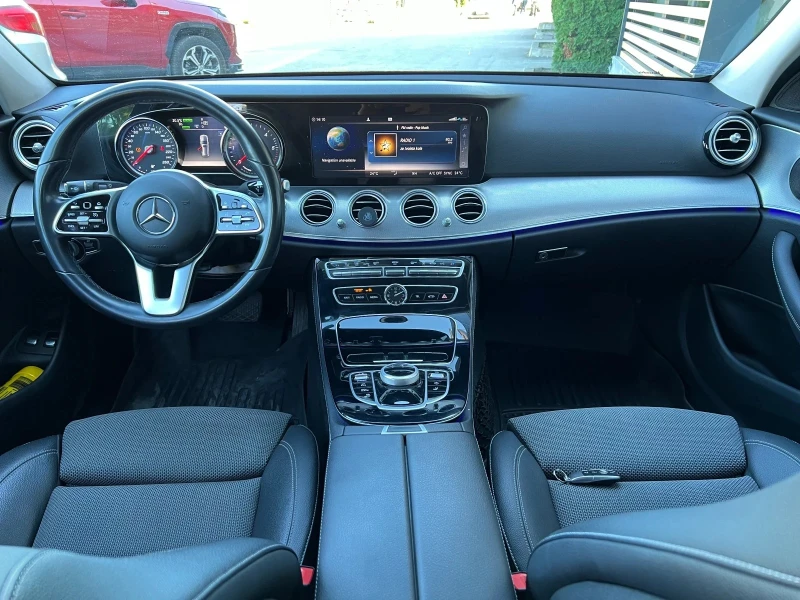 Mercedes-Benz 300 DE, снимка 8 - Автомобили и джипове - 52356126