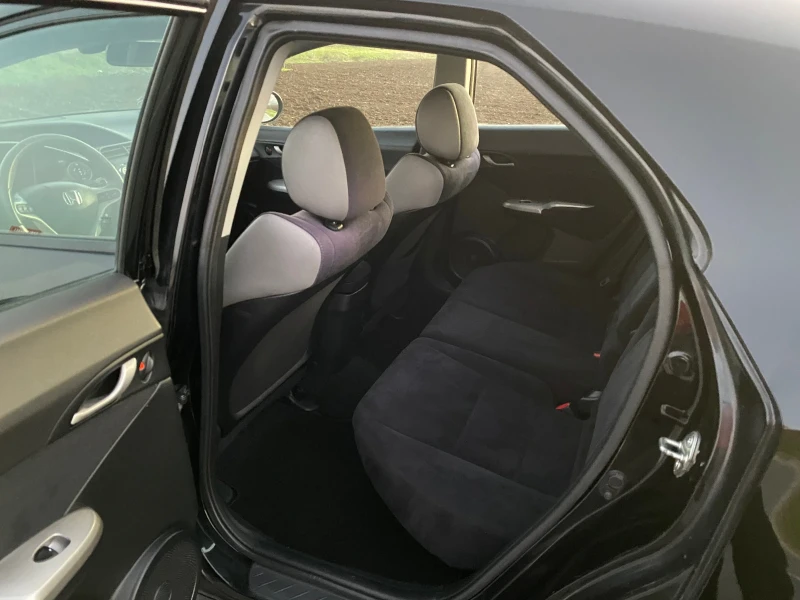 Honda Civic, снимка 8 - Автомобили и джипове - 52807783