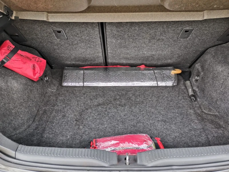 Toyota Auris Toyota Auris 1.6 vvti 124hps automatic 2007, снимка 5 - Автомобили и джипове - 52813021