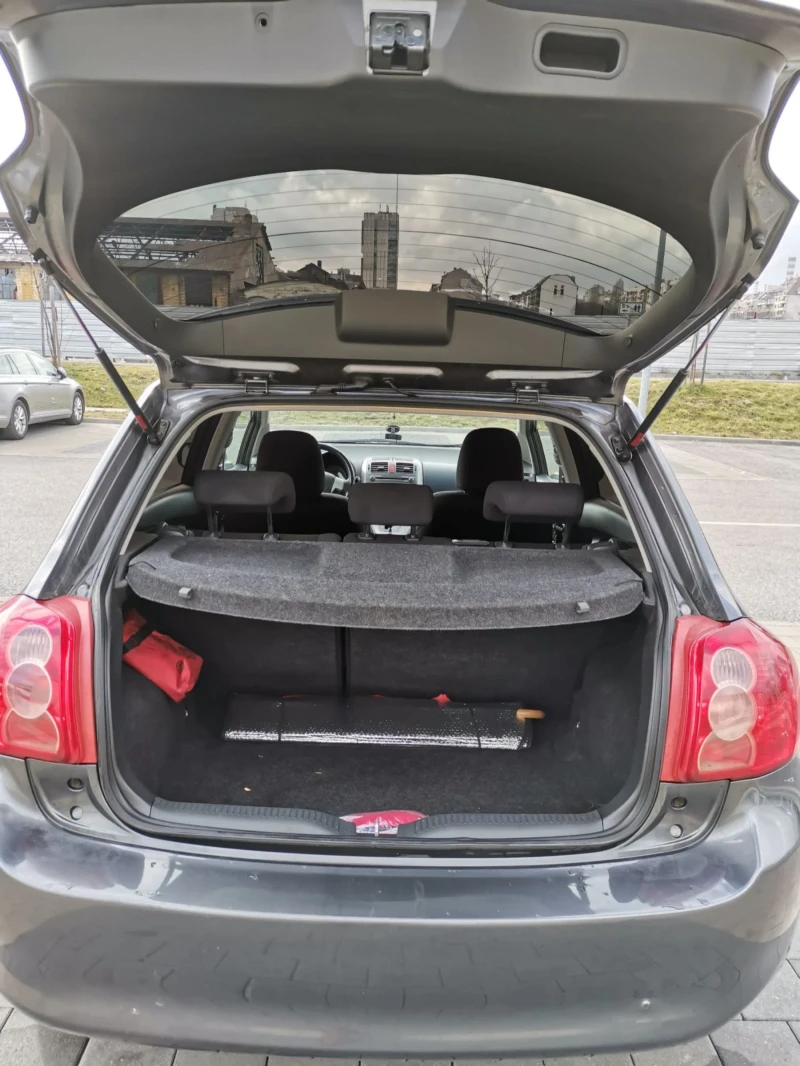 Toyota Auris Toyota Auris 1.6 vvti 124hps automatic 2007, снимка 6 - Автомобили и джипове - 52813021