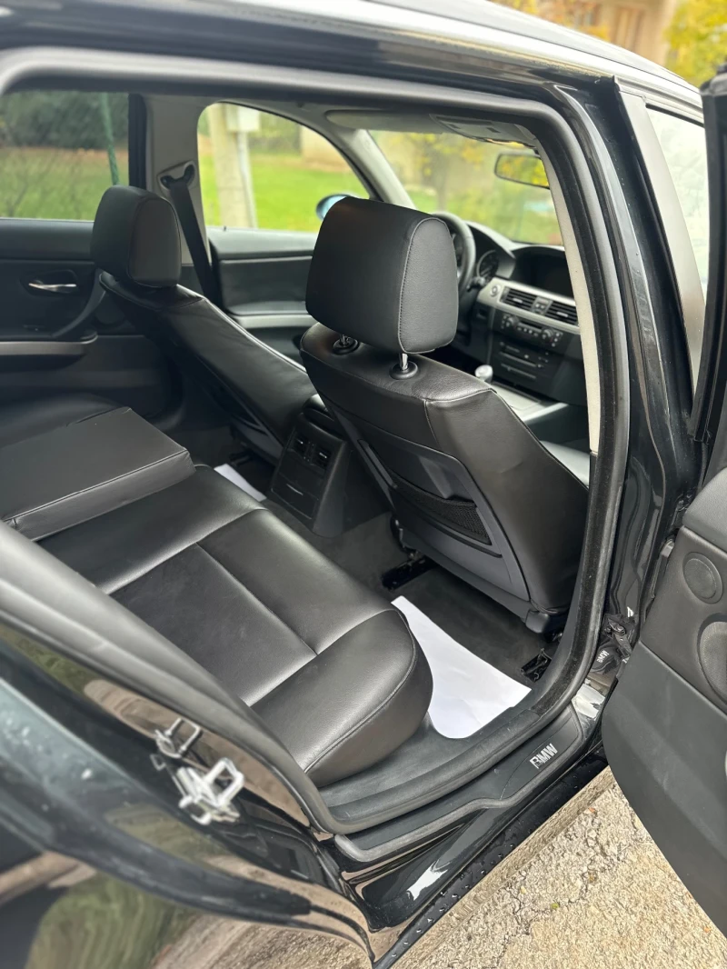 BMW 330 E91, снимка 11 - Автомобили и джипове - 52954460