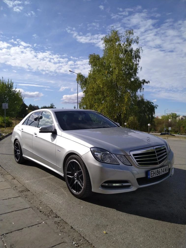 Mercedes-Benz E 350, снимка 3 - Автомобили и джипове - 47356566