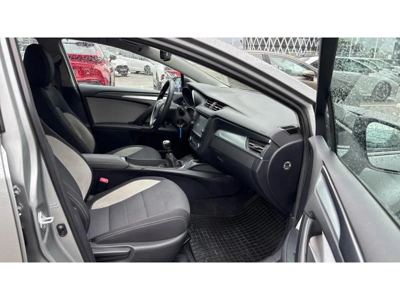 Toyota Avensis SDN 1.6VVTI 6MT EXECUTIVE | Mobile.bg � ����������� 6