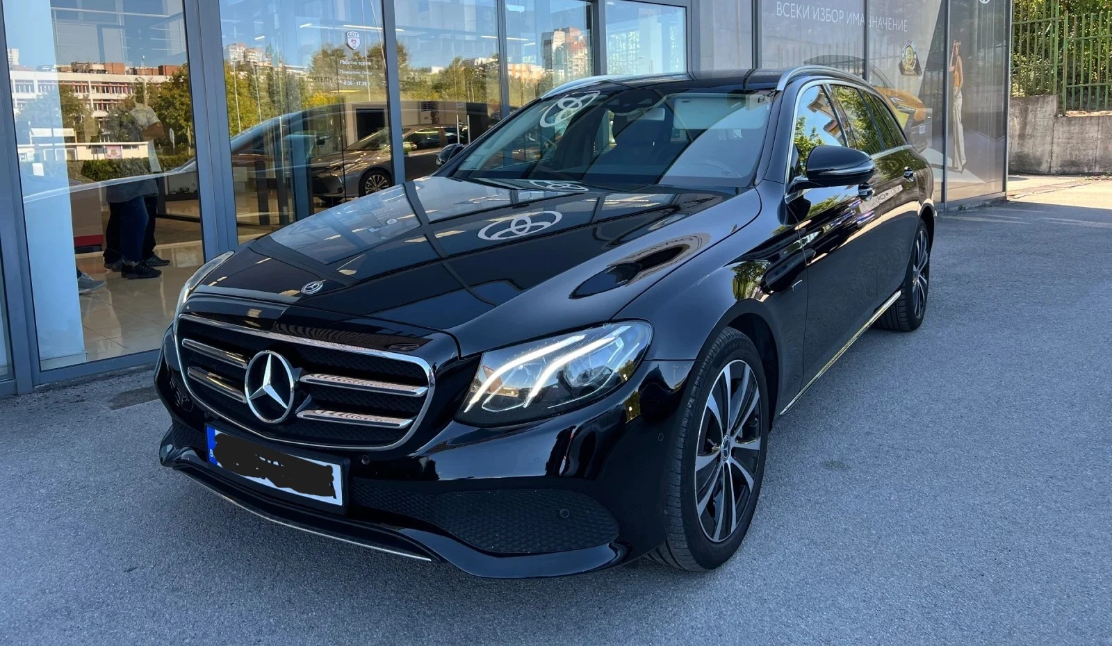 Mercedes-Benz 300 DE, снимка 1