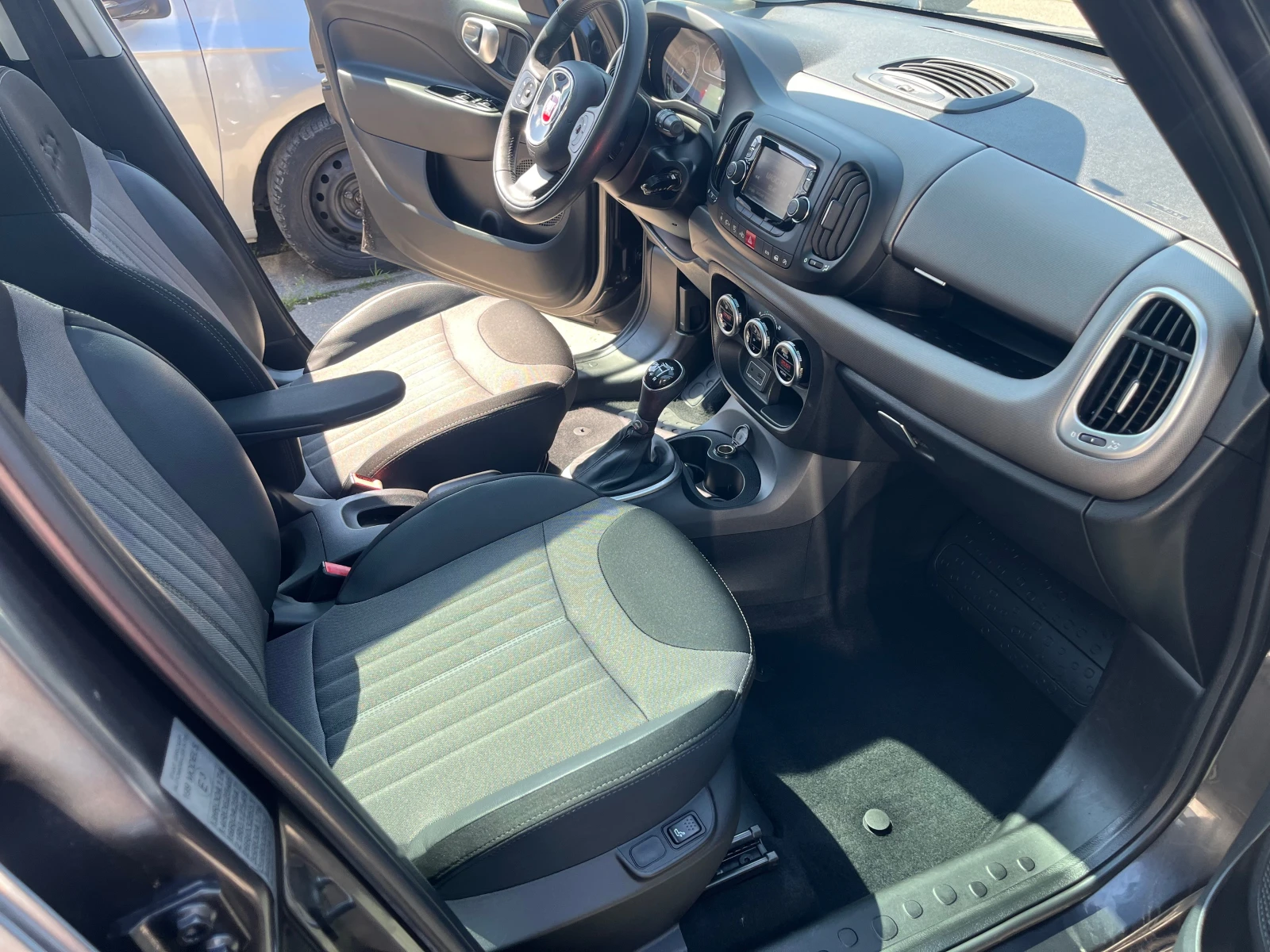 Fiat 500L 1.3 m.jet ITALY EURO 6B FULL - изображение 7