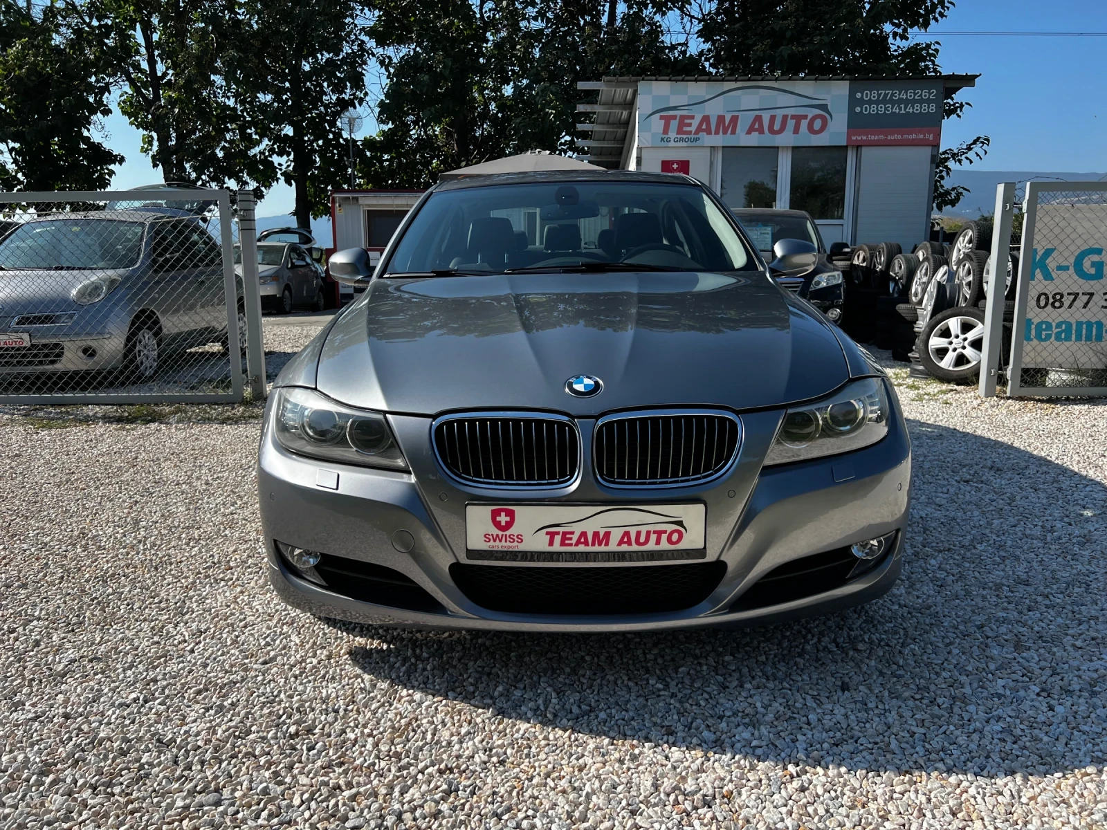 BMW 325  3.0i X-Drive SWISS - изображение 2