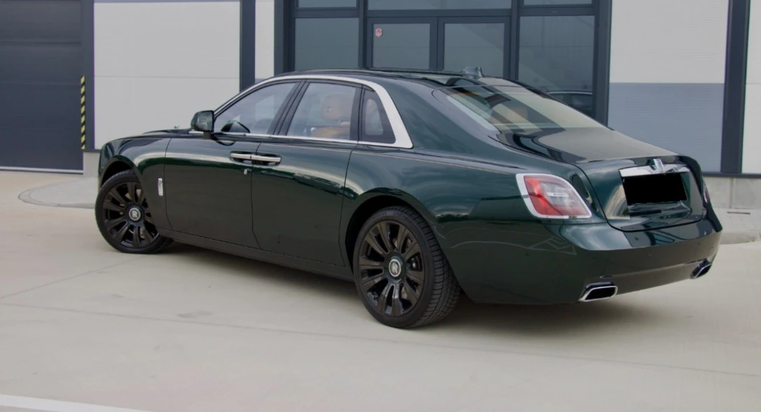 Rolls-Royce Ghost  - изображение 2