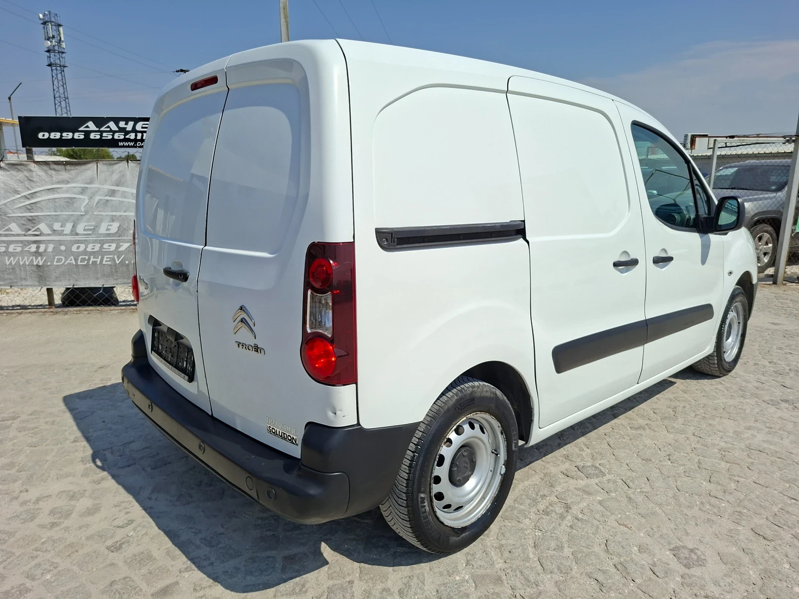 Citroen Berlingo 1.6hdi/172000км/2+ 1/N1/2017, снимка 4 - Автомобили и джипове - 53511019