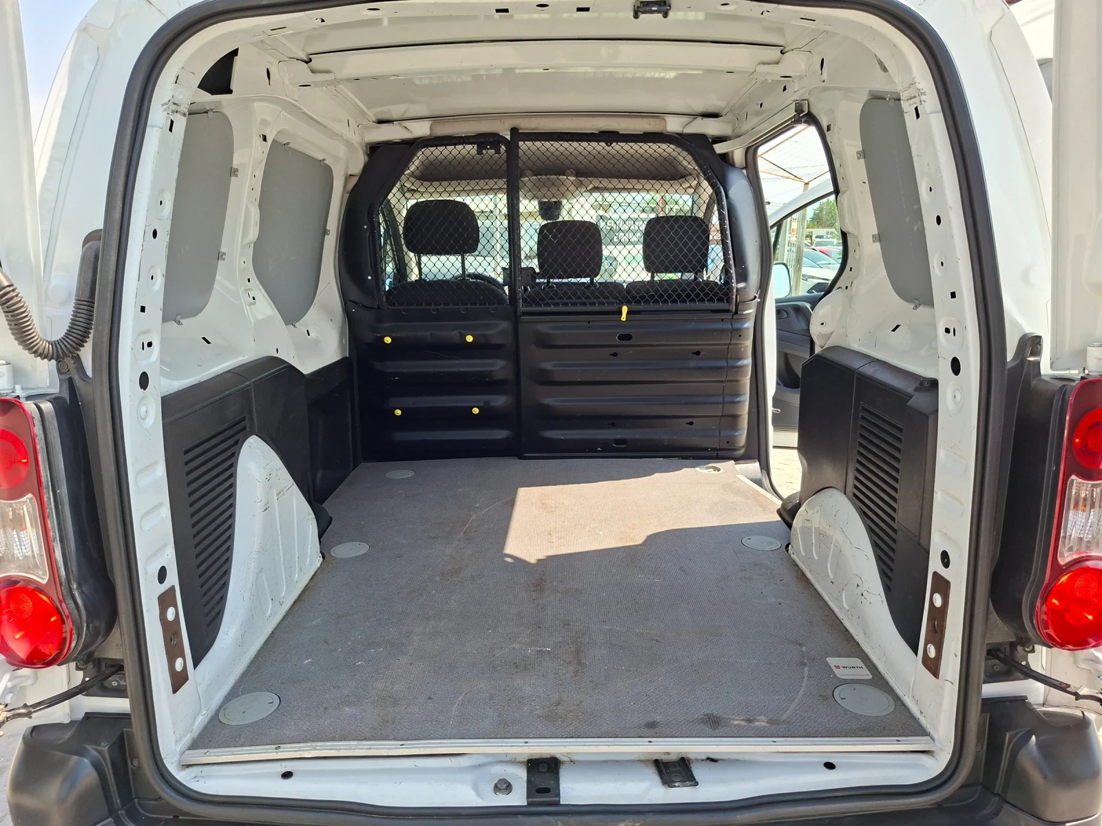 Citroen Berlingo 1.6hdi/172000км/2+ 1/N1/2017, снимка 12 - Автомобили и джипове - 53511019