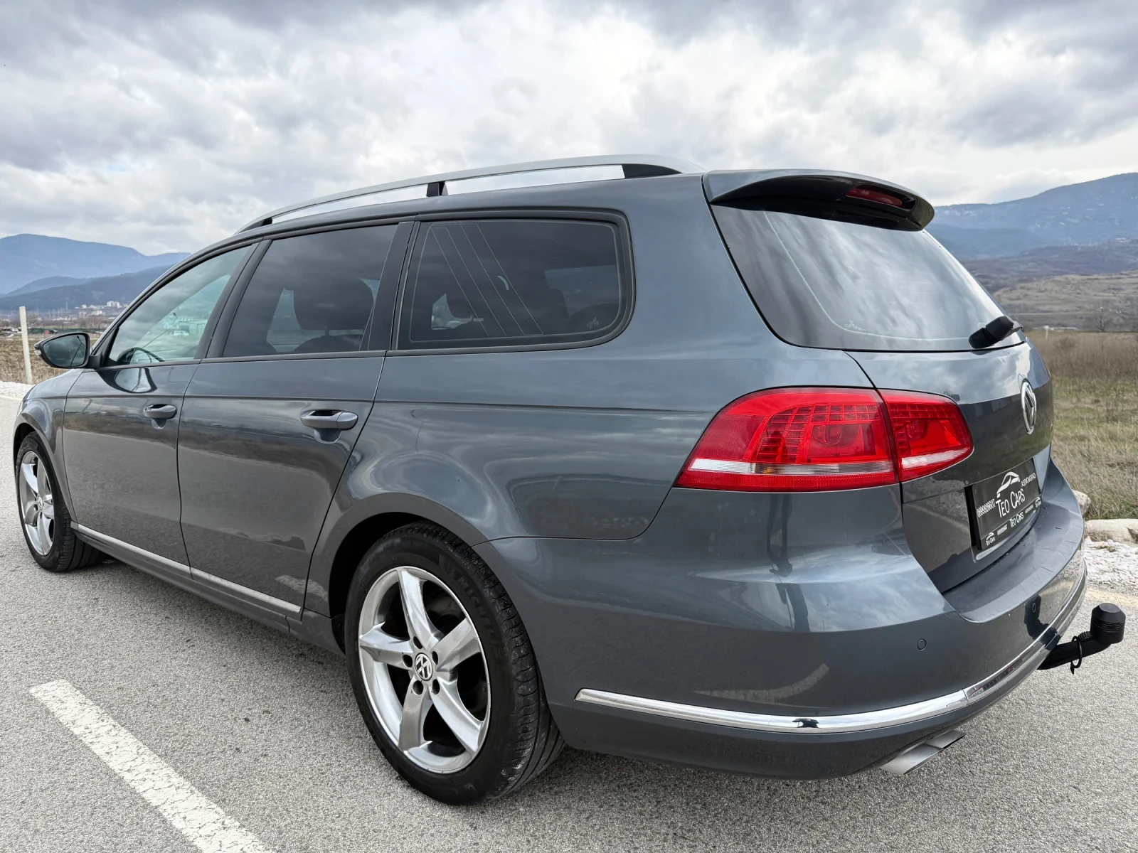 VW Passat 2.0 TDI 177�.� R LINE / LED / AVTOMAT / NAVI  | Mobile.bg � ����������� 5