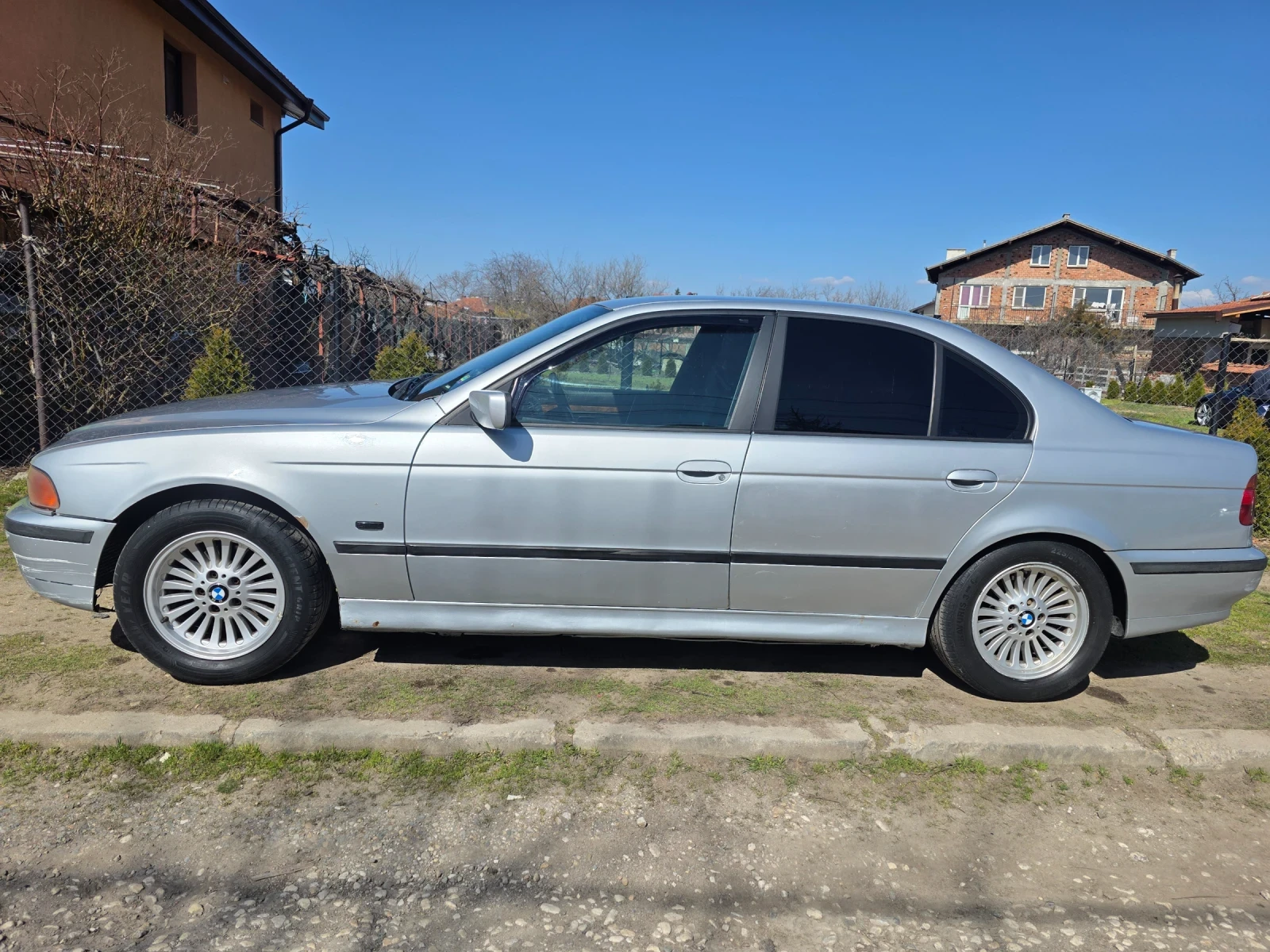 BMW 525, снимка 3 - Автомобили и джипове - 53841827