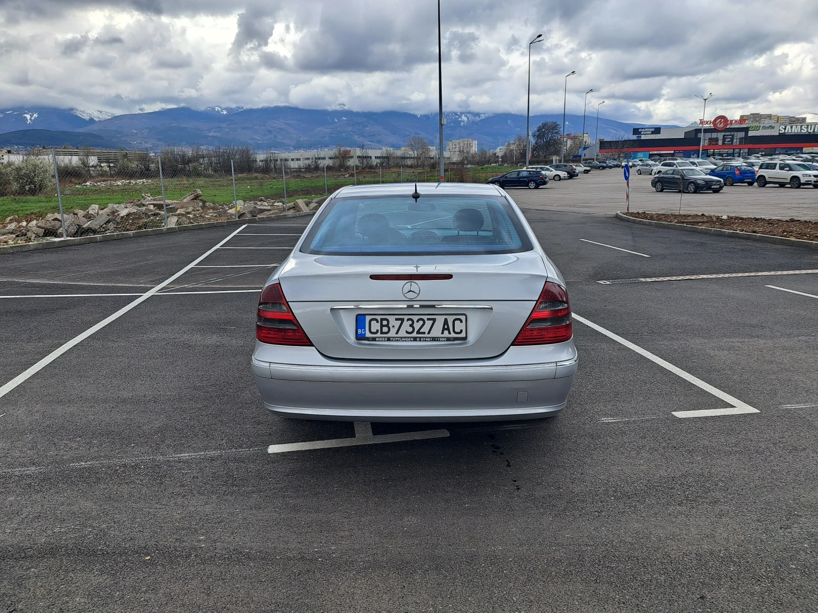 Mercedes-Benz E 270 CDI AVANGARDE : FULL , снимка 4 - Автомобили и джипове - 54078970