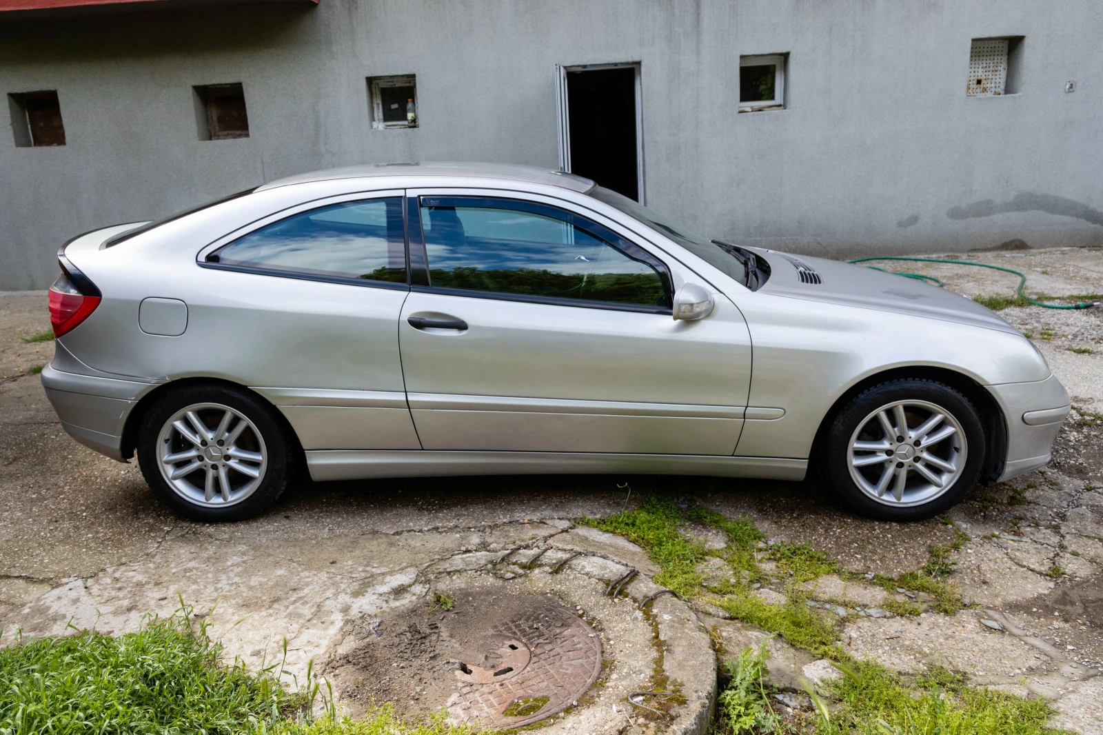 Mercedes-Benz C 200 CDI Спорт купе, снимка 4 - Автомобили и джипове - 54144906
