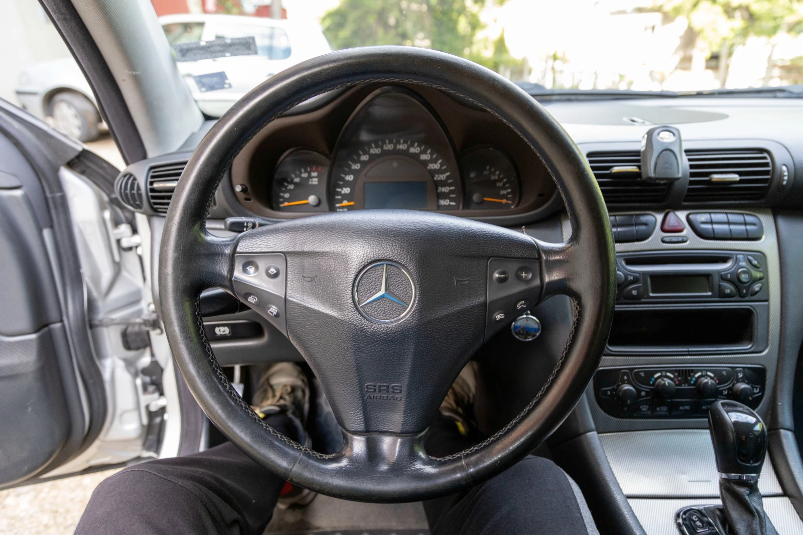Mercedes-Benz C 200 CDI Спорт купе, снимка 12 - Автомобили и джипове - 54144906