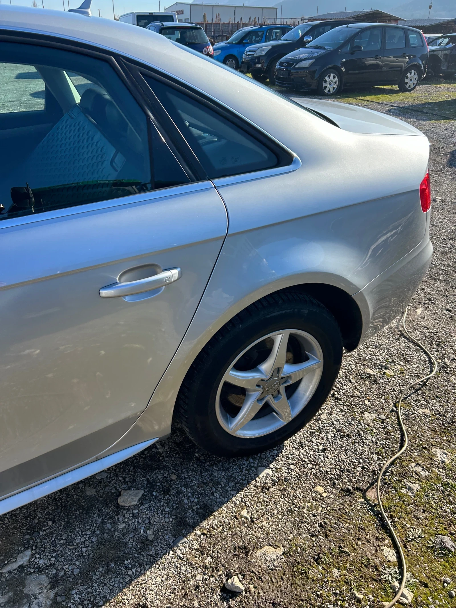 Audi A4, снимка 15 - Автомобили и джипове - 54372350