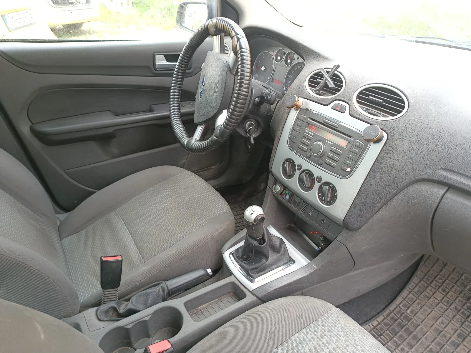 Ford Focus 1, 6, снимка 8 - Автомобили и джипове - 54455745